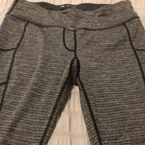 Workout pants - Picture 3 of 3